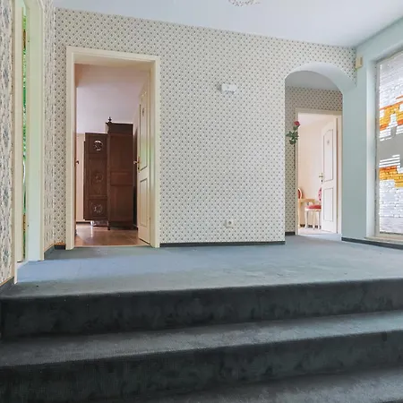 Groepsverblijf Monschau - Ruim Vakantiehuis voor 28 met Sauna Apartment *
