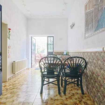 Apartment Groepsverblijf Monschau - Ruim Vakantiehuis voor 28 met Sauna *